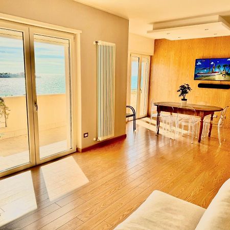 Seaside Suite Чивітавекк'я Екстер'єр фото
